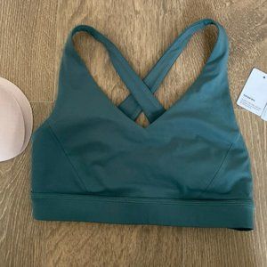 NWT Lululemon Envital Bra Green Size 6